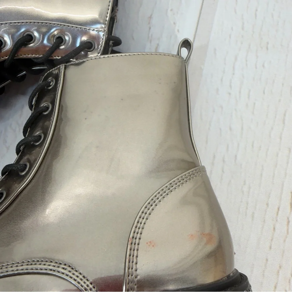 Steve‎ Madden Jwoots Combat Boots Metallic Gunmetal Size 5
